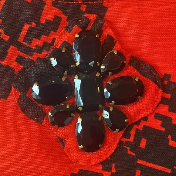 💄💃 Gorgeous vintage dress with billowy sleeves and black crystal appliqués EUC - Picture 5 of 11